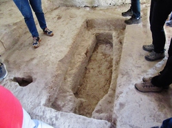  <a style='color: #fff;' href='/uploaded/photo/abbaye-de-st-roman-beaucaire-68f3c323282ed.jpg'>(Télécharger)</a>