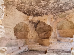  <a style='color: #fff;' href='/uploaded/photo/abbaye-de-st-roman-beaucaire-68f3c32c03860.jpg'>(Télécharger)</a>