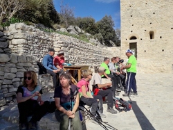  <a style='color: #fff;' href='/uploaded/photo/autour-de-beaumes-de-venise-par-le-domaine-durban-et-la-chapelle-ste-hilaire-6430370755f53.jpg'>(Télécharger)</a>