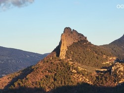  <a style='color: #fff;' href='/uploaded/photo/buis-le-rocher-du-lion-63efc1fc9d11f.jpg'>(Télécharger)</a>