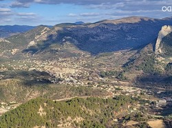  <a style='color: #fff;' href='/uploaded/photo/buis-le-rocher-du-lion-63efc1ffd3cd8.jpg'>(Télécharger)</a>