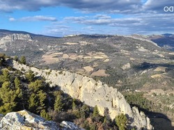  <a style='color: #fff;' href='/uploaded/photo/buis-le-rocher-du-lion-63efc20342c56.jpg'>(Télécharger)</a>