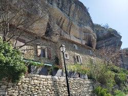  <a style='color: #fff;' href='/uploaded/photo/de-venasque-au-beaucet-6426d526e802b.jpg'>(Télécharger)</a>