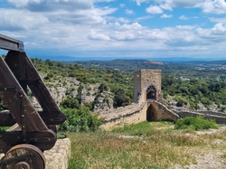  <a style='color: #fff;' href='/uploaded/photo/forteresse-de-mornas-681ce9383d3d2.jpg'>(Télécharger)</a>