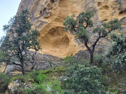  <a style='color: #fff;' href='/uploaded/photo/le-rocher-de-rocalinaud-653aca9a1deb6.jpg'>(Télécharger)</a>