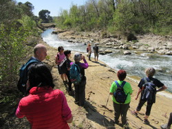  <a style='color: #fff;' href='/uploaded/photo/seguret-le-long-de-l-ouveze-67f806ea9dbf2.jpg'>(Télécharger)</a>