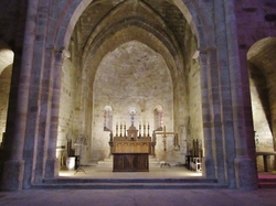 abbaye de Fontfroide <a style='color: #fff;' href='/uploaded/photo/sy-jour-y-tautavel-6862ad99c2796.jpg'>(Télécharger)</a>