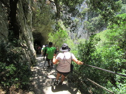 gorges de Galamus <a style='color: #fff;' href='/uploaded/photo/sy-jour-y-tautavel-6862af5719640.jpg'>(Télécharger)</a>
